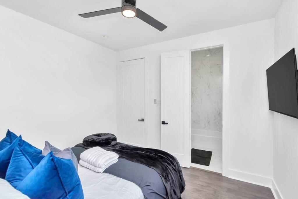 The Suite Spot! Downtown Skyline Views! Sleeps 12 Houston Exteriör bild